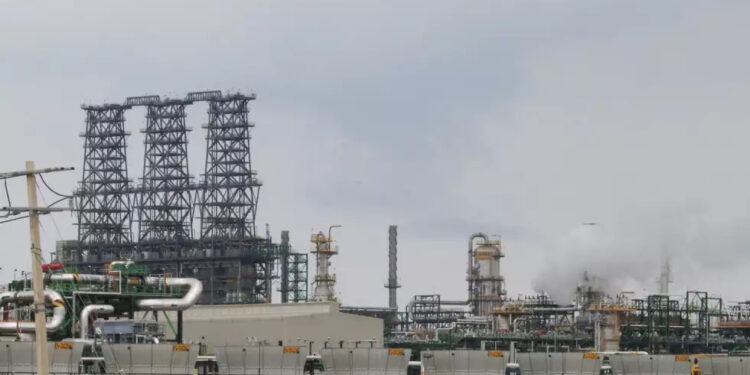 La refinería de Dos Bocas no estará lista durante el sexenio de AMLO: fuentes