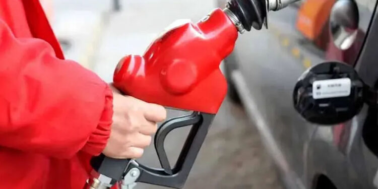 Falta de combustibles de calidad afecta imagen de gasolineras: Ampes