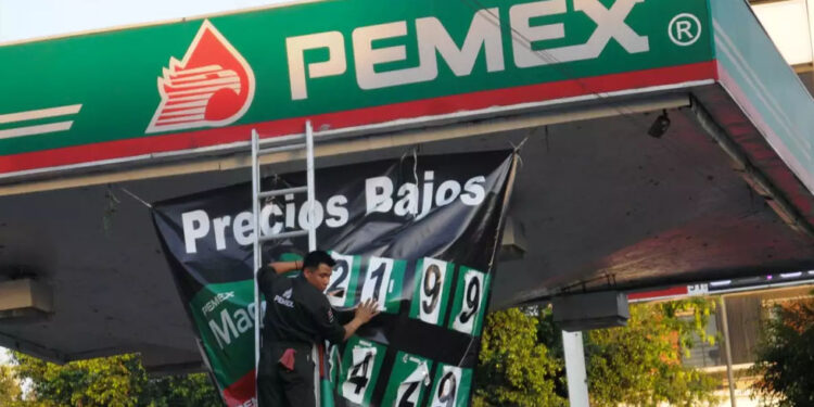 La Cofece impone sanción millonaria a gasolineras por manipular precios