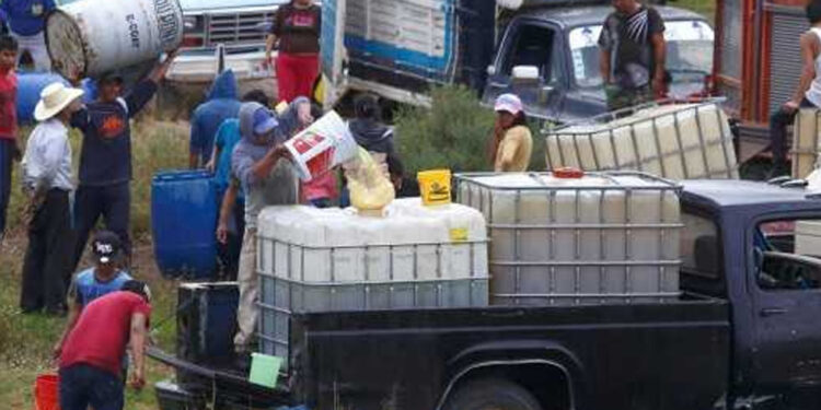 Huachicol: Esto le pasa a tu auto si usas gasolina pirata